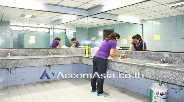 9  Office Space For Rent in Silom ,Bangkok BTS Chong Nonsi at Bangkok union insurance tower 1 AA10954